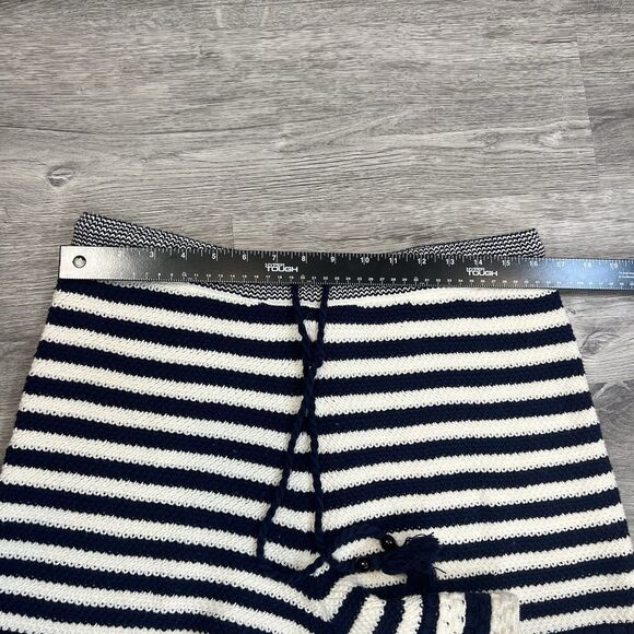 House Of Harlow Striped Shorts Navy white crochet Drawstring Waist NWOT Large - Picture 4 of 6